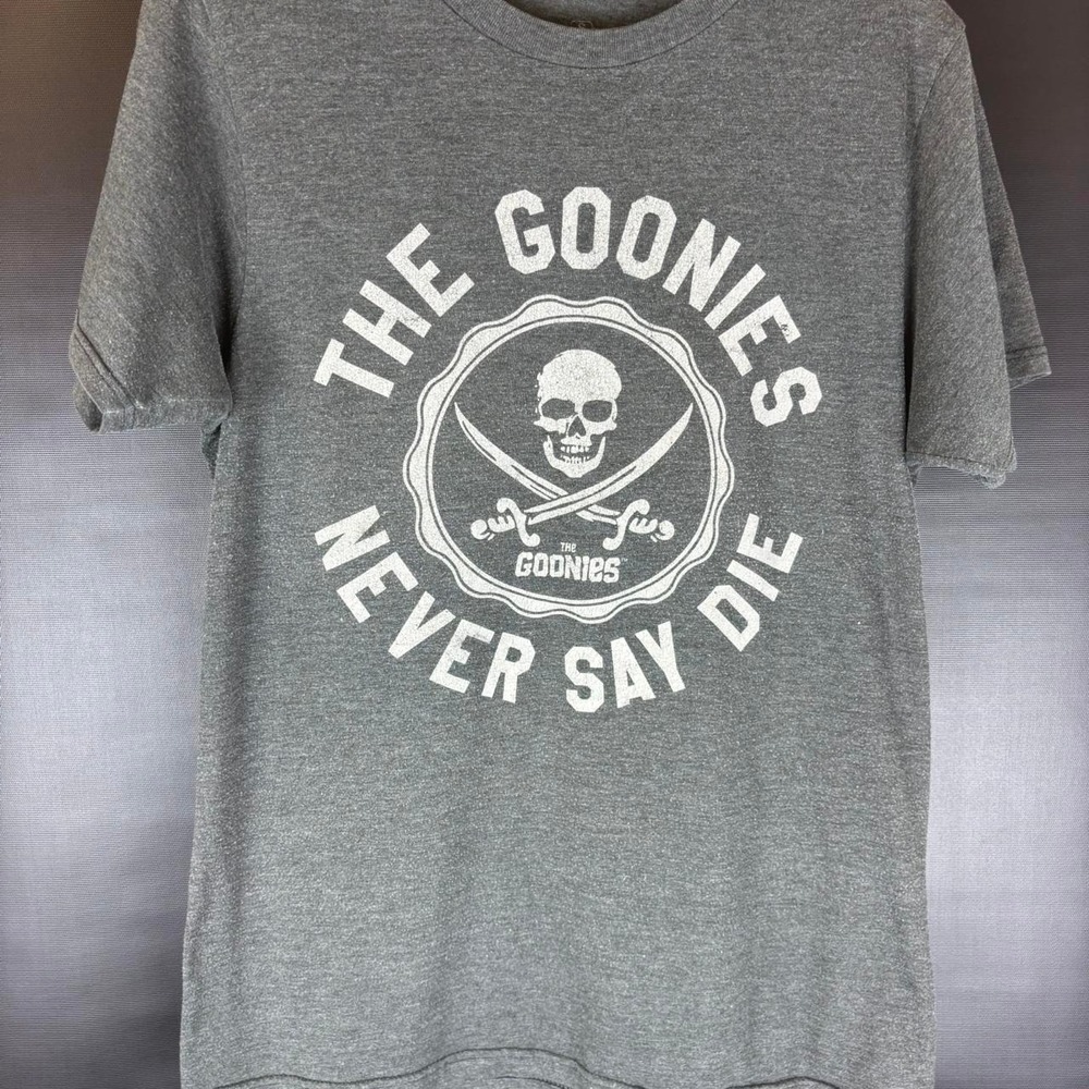 Mens The Goonies Never Say Die t-shirt